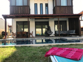 Derya Beach Agullu Villa